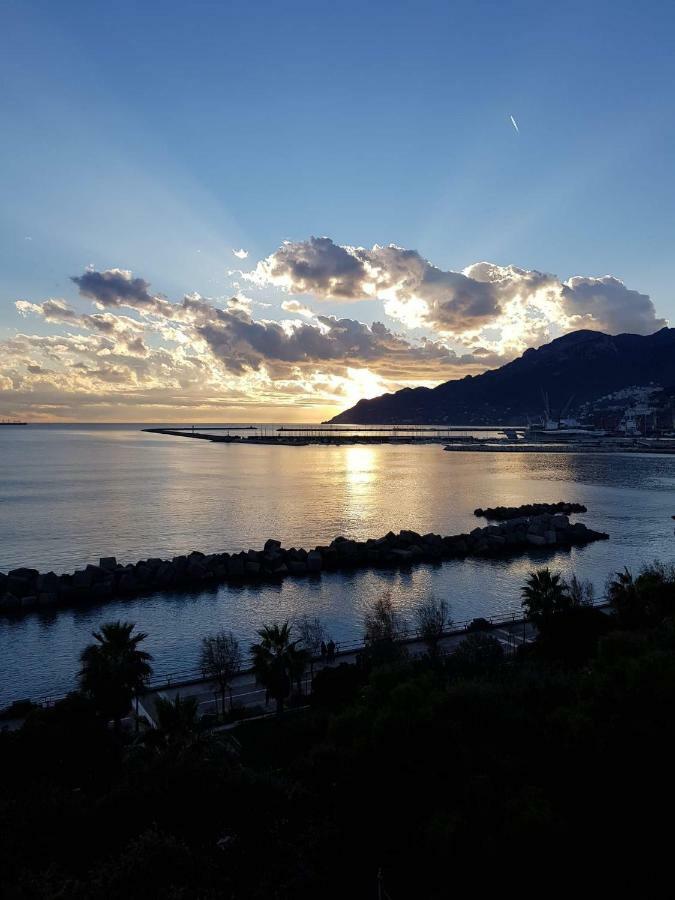 Apartament Arce 90 Salerno Zewnętrze zdjęcie
